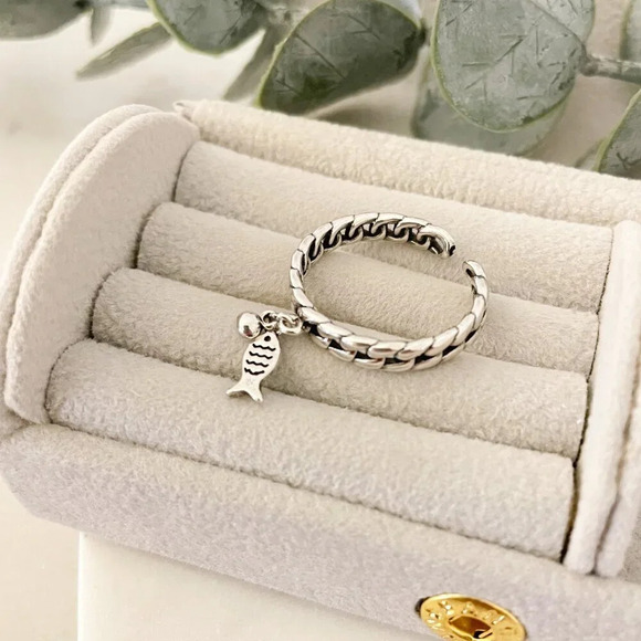 925 Sterling Silver Curb Chain Link Ring Dangle Ring Fish Ring Dainty Ring Band - Picture 6 of 9